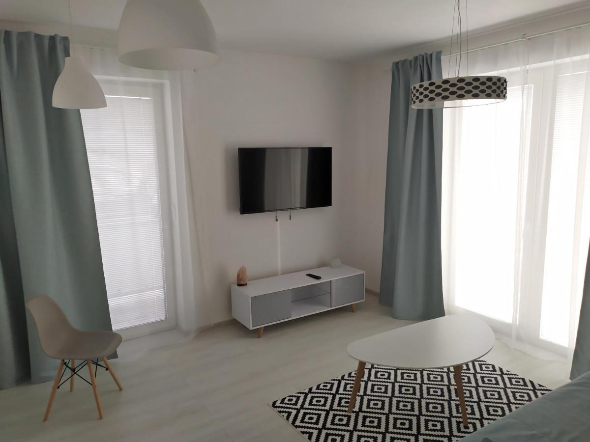 Apartman Till Galanta Exterior photo